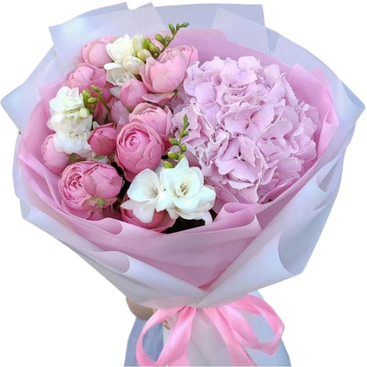 Elegant bouquet of hydrangea